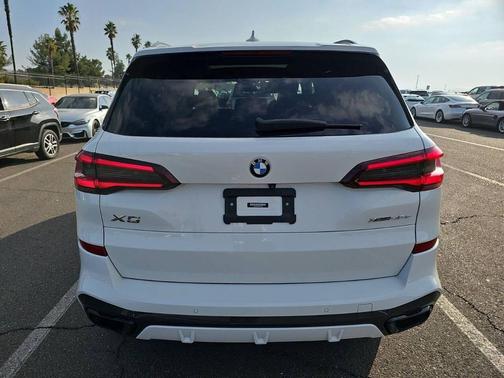 Alpine White 2021 BMW X5 PHEV xDrive45e
