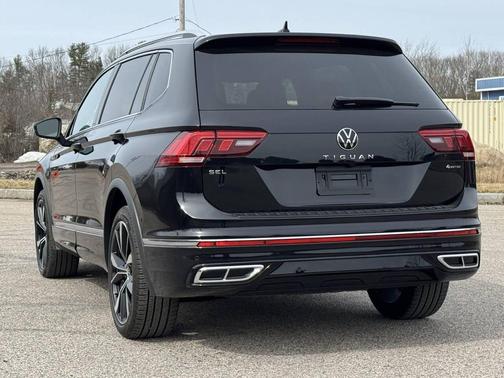 2024 Volkswagen Tiguan 2.0T SEL R-Line 4MOTION