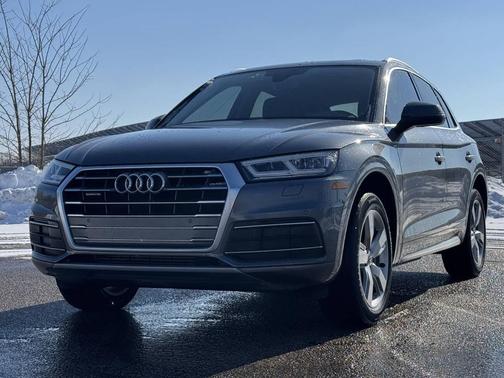 2018 Audi Q5 2.0T Premium Plus
