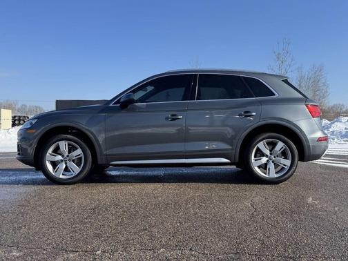 2018 Audi Q5 2.0T Premium Plus