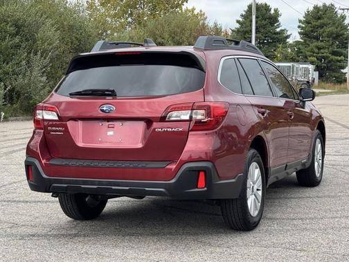 2018 Subaru Outback 2.5i Premium