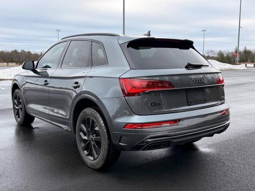 2024 Audi Q5 45 S line Premium