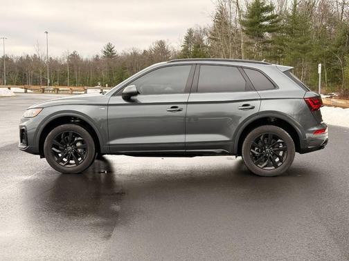 2024 Audi Q5 45 S line Premium