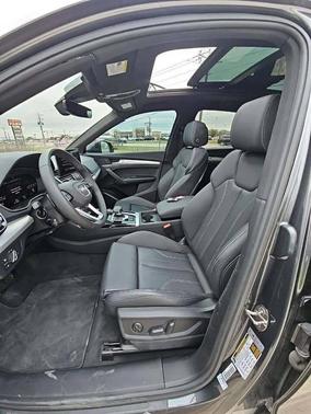 2024 Audi Q5 45 S line Premium