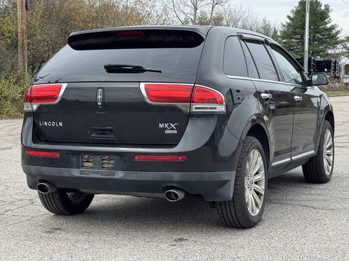 2013 Lincoln MKX Base