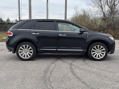 2013 Lincoln MKX Base