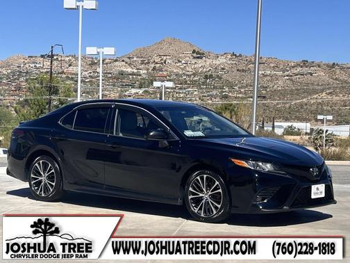 2018 Toyota Camry SE
