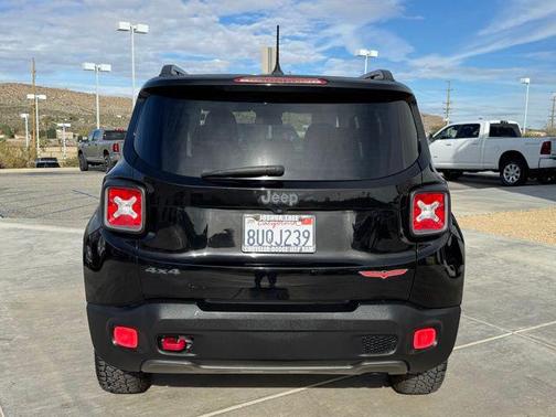 2016 Jeep Renegade Trailhawk