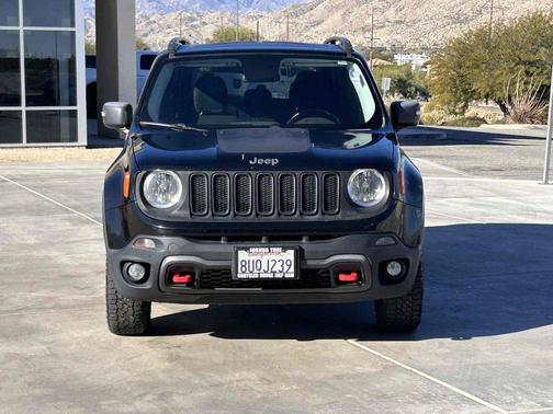2016 Jeep Renegade Trailhawk