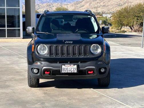 2016 Jeep Renegade Trailhawk