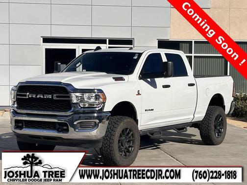 2022 RAM 2500 Tradesman Crew Cab 4x4 6'4' Box
