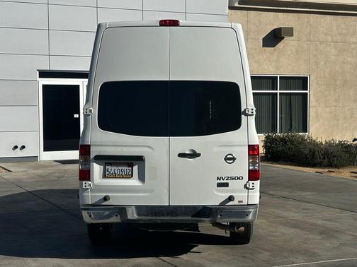 2012 Nissan NV Cargo 2500 SV