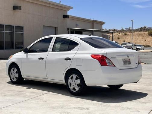 2014 Nissan Versa 1.6 S