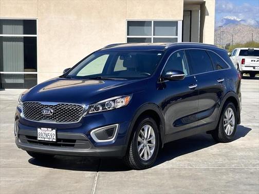 2018 Kia Sorento LX