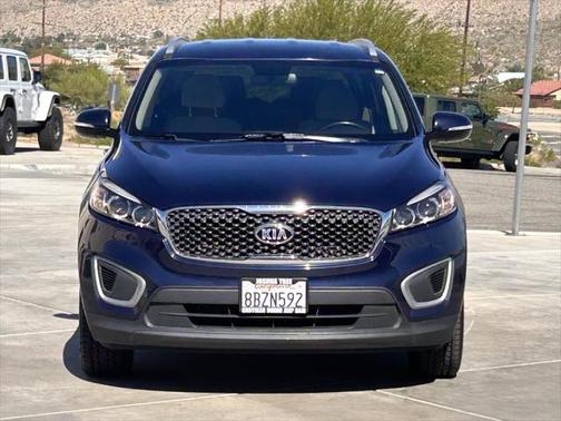 2018 Kia Sorento LX
