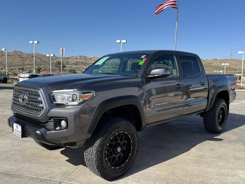 2017 Toyota Tacoma SR5
