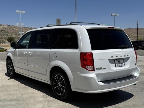 2016 Dodge Grand Caravan R/T