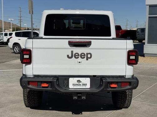 2025 Jeep Gladiator Mojave X