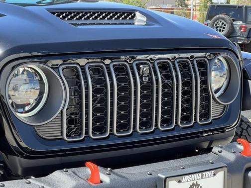 2025 Jeep Gladiator Mojave X