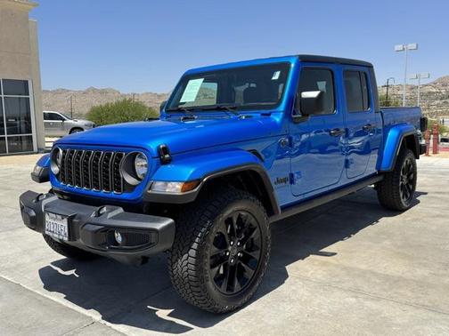 2025 Jeep Gladiator Nighthawk