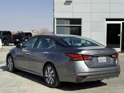 2021 Nissan Altima S FWD