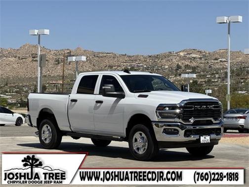2025 RAM 2500 Tradesman Crew Cab 4x4 6'4' Box