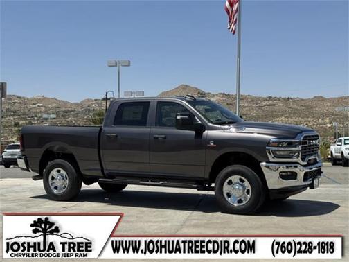 2025 RAM 2500 Tradesman Crew Cab 4x4 6'4' Box