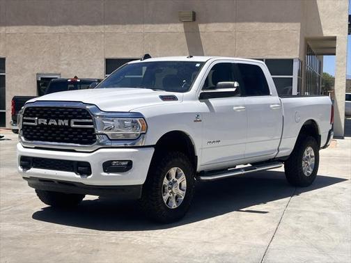 2022 RAM 2500 Big Horn Crew Cab 4x4 6'4' Box