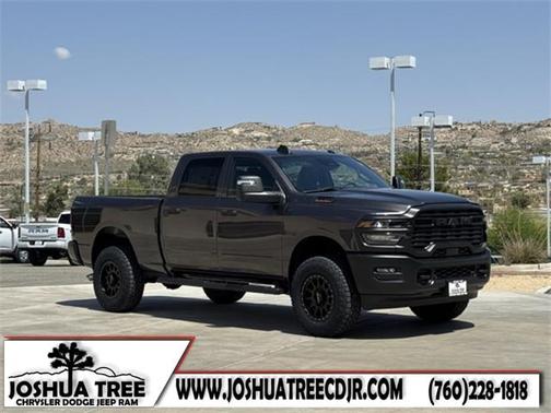 2025 RAM 2500 Tradesman Crew Cab 4x4 6'4' Box