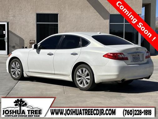 2011 INFINITI M37 Base