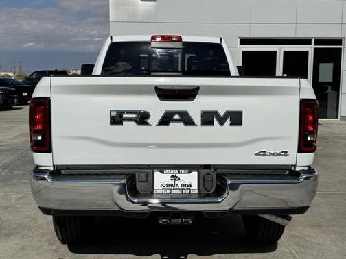 2025 RAM 3500 Tradesman Crew Cab 4x4 8' Box