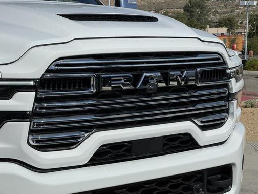 2025 RAM 2500 Laramie Crew Cab 4x4 6'4' Box