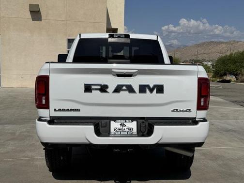 2025 RAM 2500 Laramie Crew Cab 4x4 6'4' Box