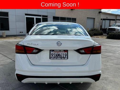2022 Nissan Altima S FWD