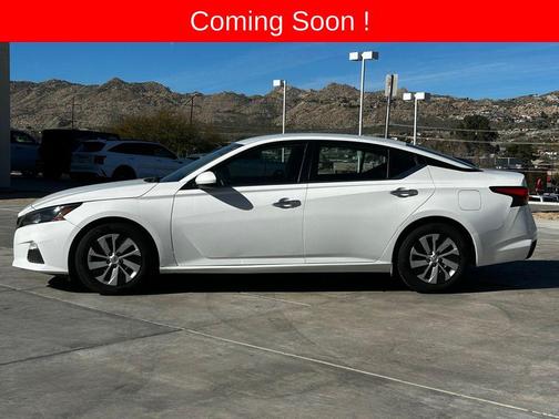 2022 Nissan Altima S FWD