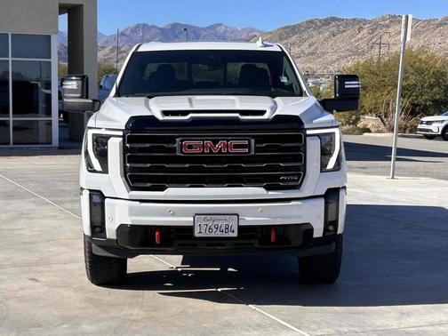 2024 GMC Sierra 2500 AT4