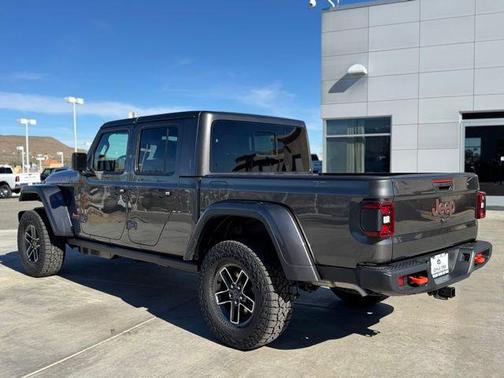 2026 Jeep Gladiator Mojave 4x4