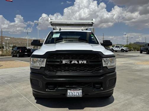 2019 RAM 3500 Tradesman Crew Cab 4x2 8' Box
