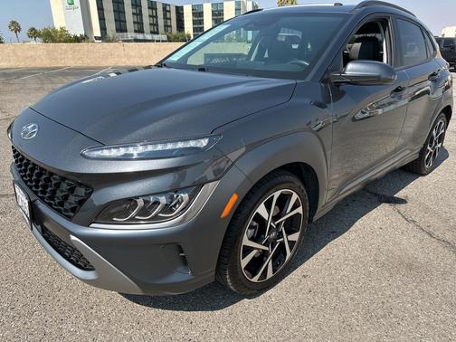 2022 Hyundai KONA Limited