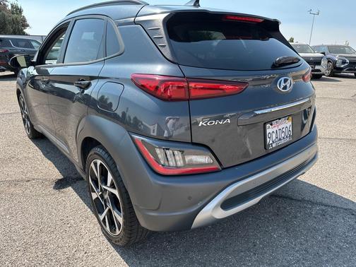 2022 Hyundai KONA Limited