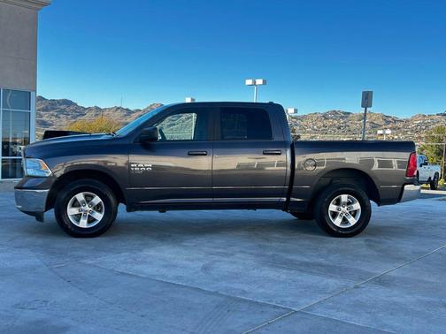 2021 RAM 1500 Classic SLT