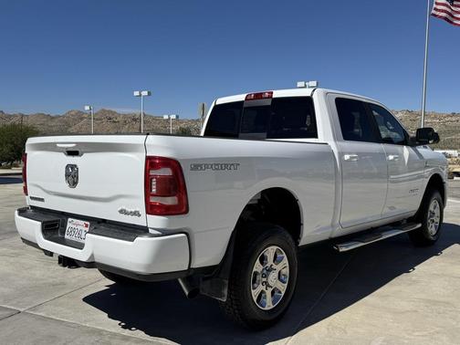 2022 RAM 2500 Big Horn Crew Cab 4x4 6'4' Box