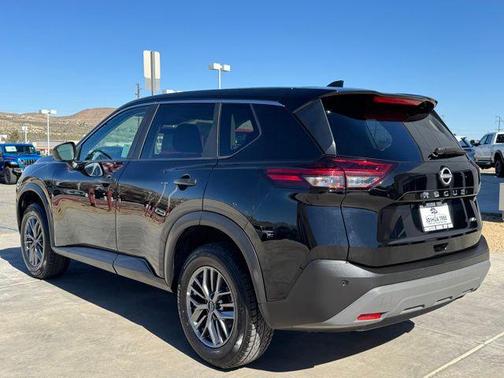 2023 Nissan Rogue S