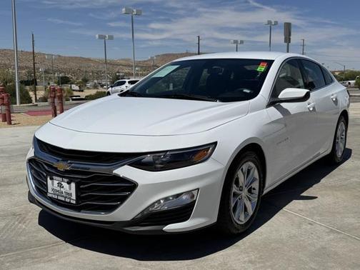 2022 Chevrolet Malibu FWD LT