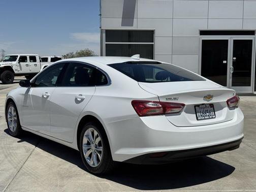 2022 Chevrolet Malibu FWD LT