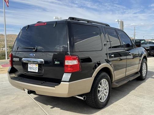 2011 Ford Expedition XLT