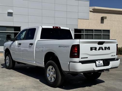 2025 RAM 2500 Big Horn Crew Cab 4x4 6'4' Box