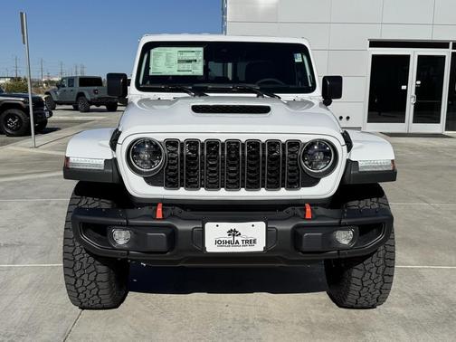 2025 Jeep Gladiator Mojave X