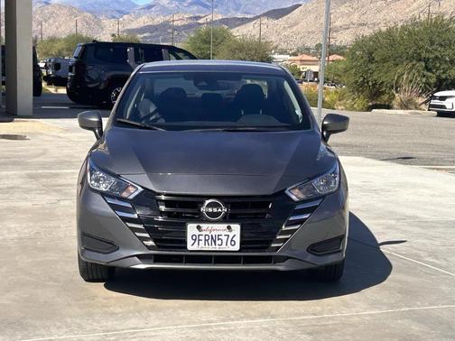 2023 Nissan Versa 1.6 SV