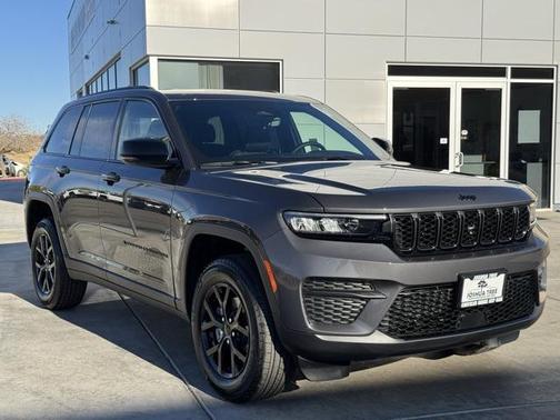 2025 Jeep Grand Cherokee Altitude